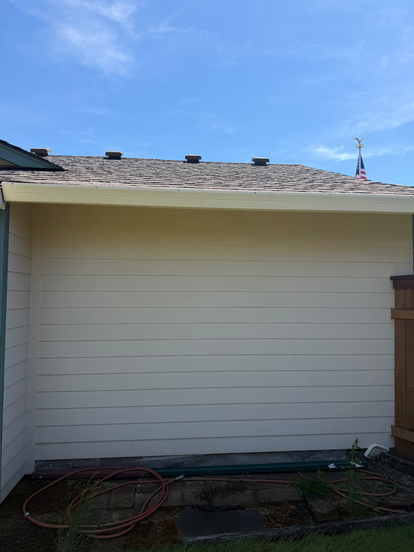 Gutter Cleaning & Brightening